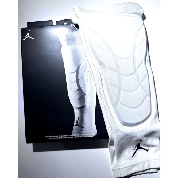 Nike Jordan Pro Hyperstrong Padded Shin Sleeves Basketball White Size L/XL NEW - Picture 2 of 6